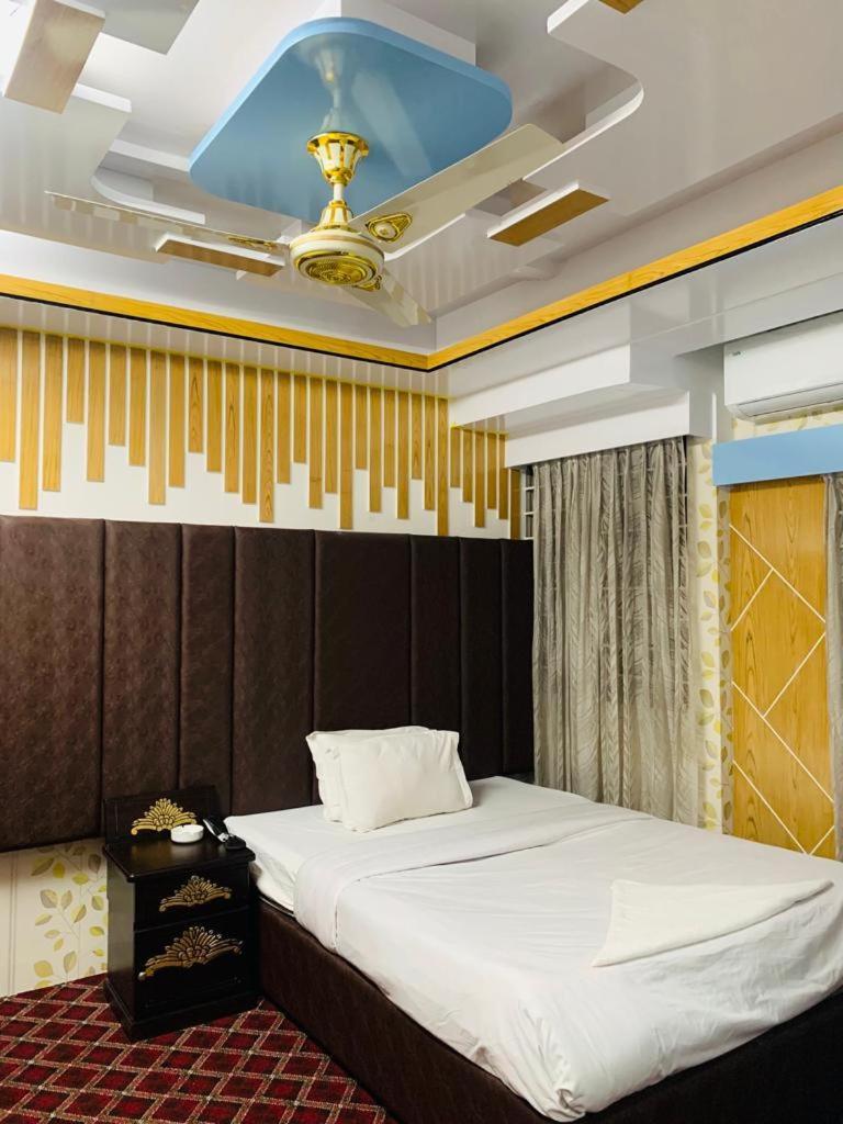 Hotel Blue Bird Ντάκα Δωμάτιο φωτογραφία