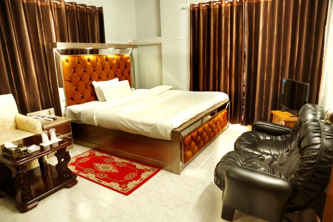 Hotel Blue Bird Ντάκα Δωμάτιο φωτογραφία