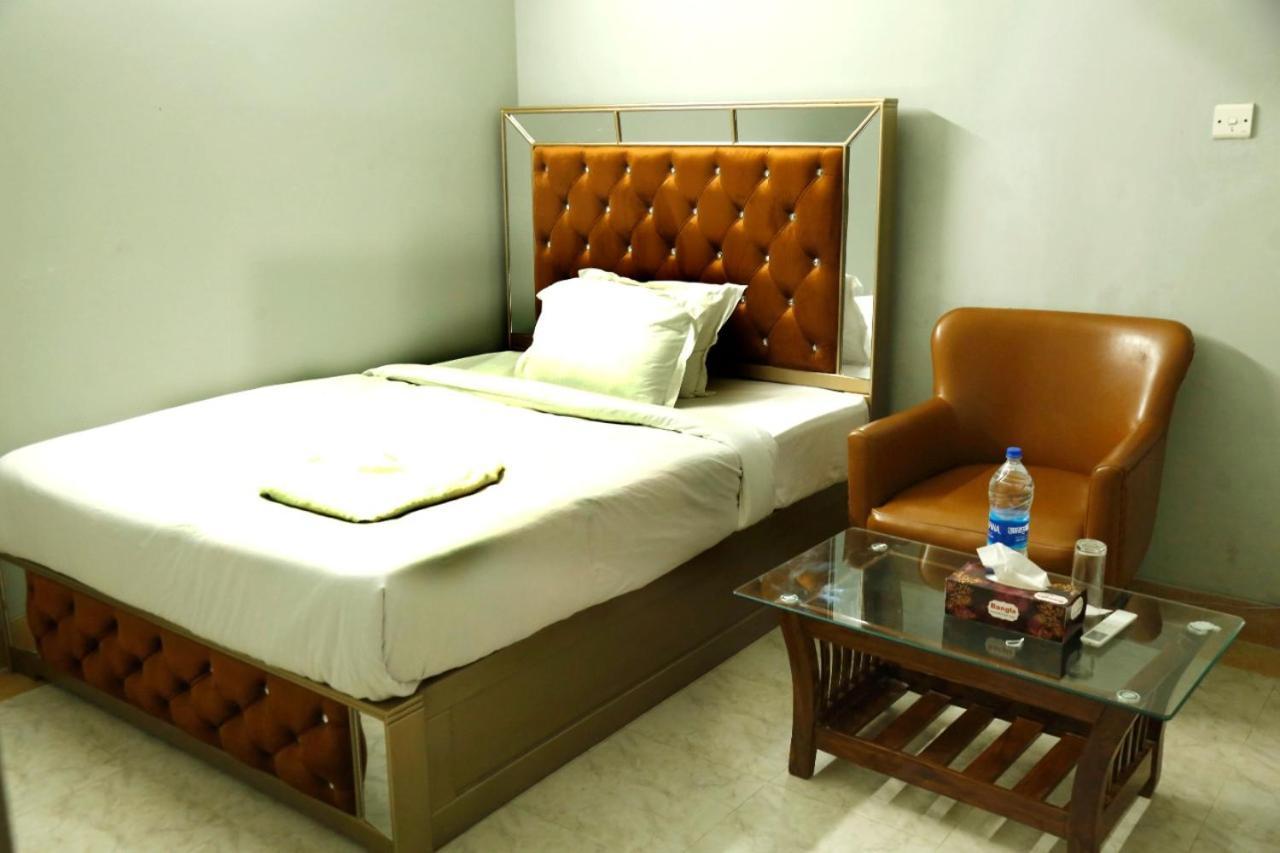 Hotel Blue Bird Ντάκα Δωμάτιο φωτογραφία