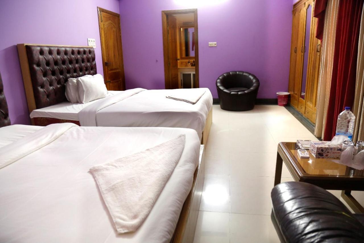Hotel Blue Bird Ντάκα Δωμάτιο φωτογραφία